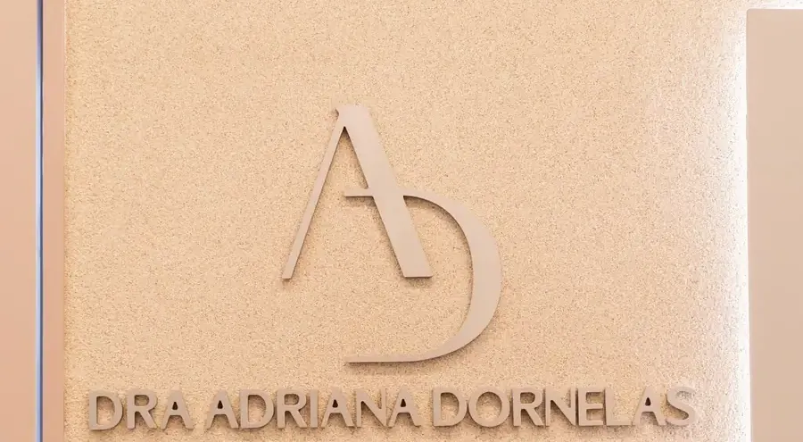 Identidade visual da Clínica Dra. Adriana Dornelas, dermatologia